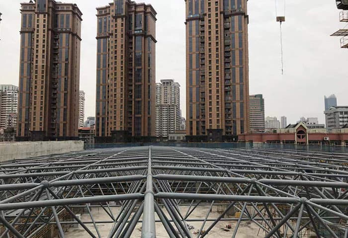 万源螺栓球网架结构